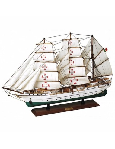 Figura maqueta velero Buque escuela "Sagres" madera 50x74x12.50 cm.
